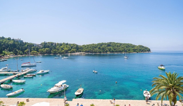 Apartments Villa Royale - One Bedroom Apartment with Sea View