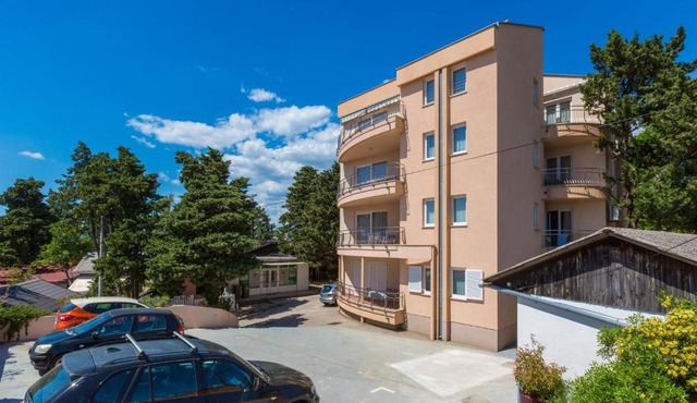 Apartments Villa Vanda in Selce
