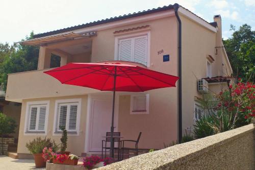 Apartments with parking space Cizici, Krk - 5469 in Dobrinj