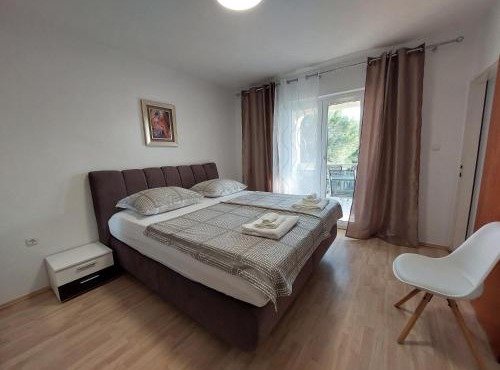 Apartments with parking space Mundanije, Rab - 4953