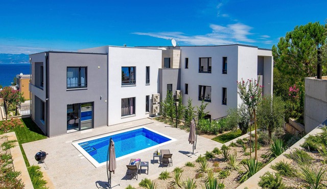 Awesome apartment in Malinska