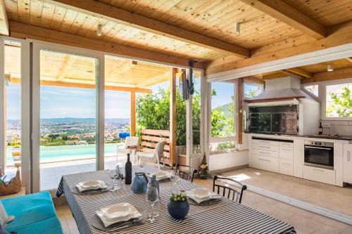Barefoot Summer House