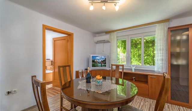 Beach apartment in Kanal