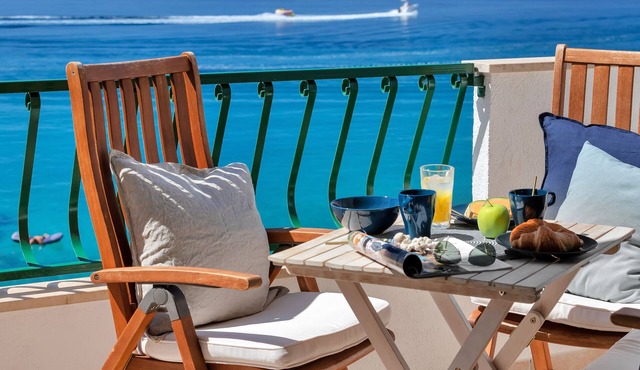 Beach Apartment with beautiful sea view