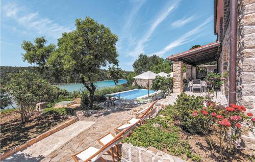 Beach Front Home In Kampor