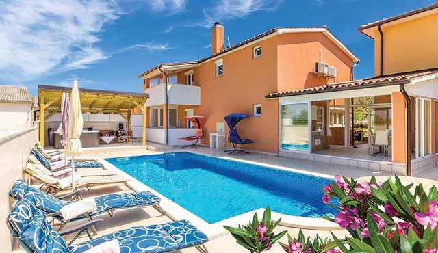Beach front home in Vodnjan in Vodnjan