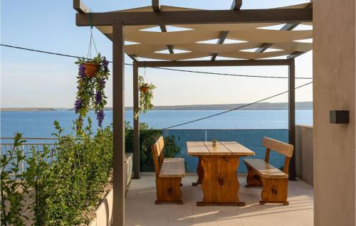 Beautiful Apartment In Baric Draga With Wifi in Barić Draga