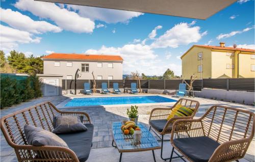 Beautiful Apartment In Cizici in Čižići