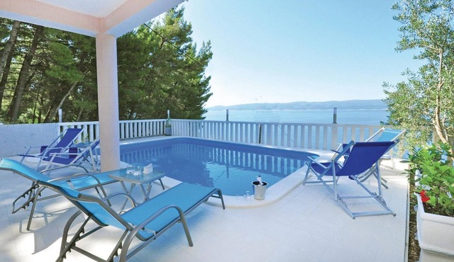 Beautiful apartment in Mimice with WiFi in Mimice