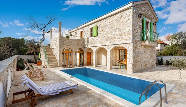 Beautiful home in Biograd na Moru
