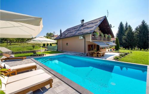 Beautiful Home In Slunj