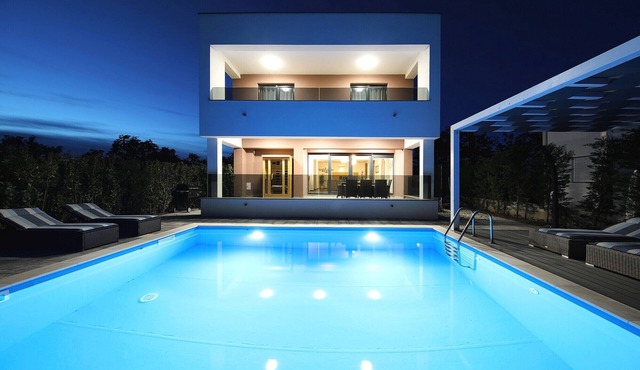 Beautiful Villa Angelina in Zaton