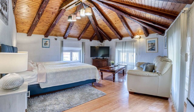 Beautiful villa for 4 people with WIFI, A/C, TV and pets allowed