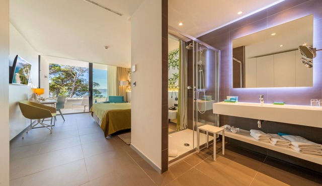 Bluesun Hotel Berulia in Brela