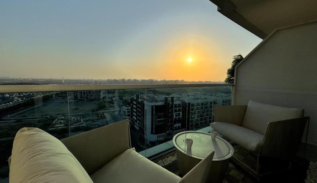 Brand New Studio - Comfy & WFH in Dubai