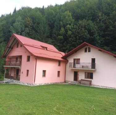 Casa Cerbului Moisei in Moisei