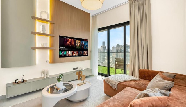 Casa Tranquila Luxury Suites with Burj Khalifa & Canal Views in Dubai