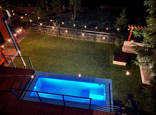 Chalet A Baisoara - Luxury A-Frame cu Piscină Încălzită in Baisoara