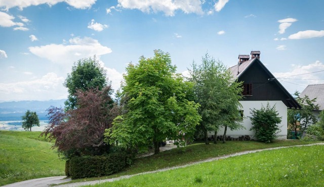 Chalet Vista, holiday house on Krvavec mountain in Stiška Vas