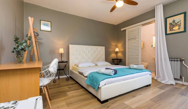 Charming, family-run lodging with a long tradition of hosting guests. in Mali Lošinj