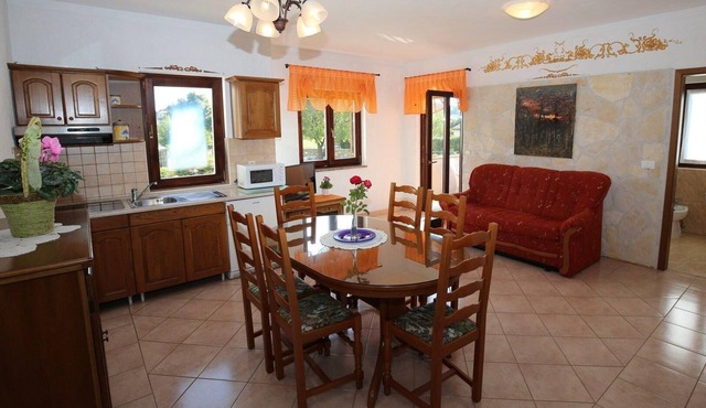 Charming holiday apartment with 2 bedrooms, 2 bathrooms in Funtana