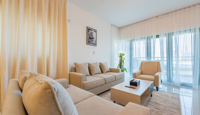 Chic 2BR Escape Near the Beach in Abu Dhabi