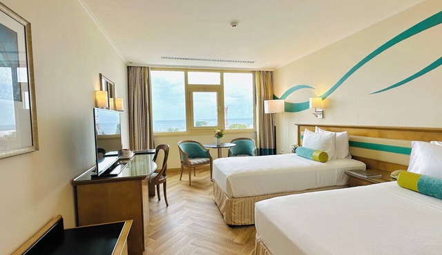 Coral Beach Resort - Sharjah in Sharjah