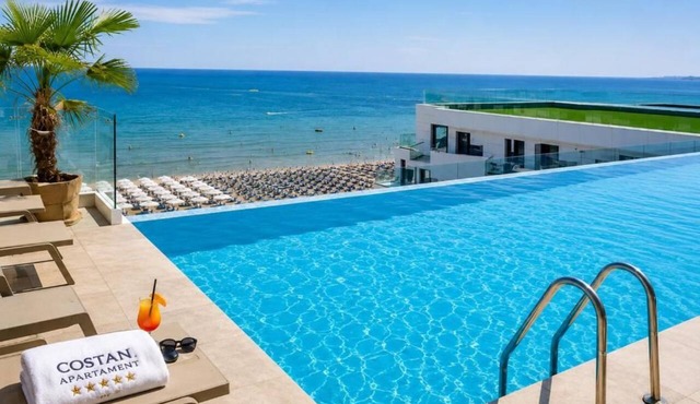CosTan Apartment Infinity Spa & Parking in Mamaia-Sat
