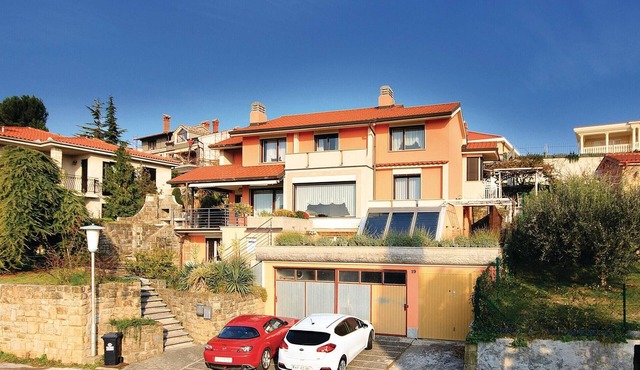 Cozy apartment in Piran with house sea view in Piran