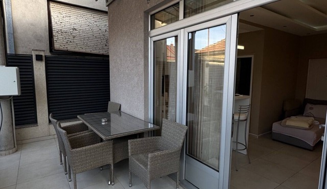Cozy apartment with WiFi and AC in charming Kruševac in Kruševac