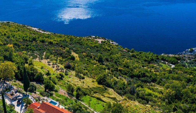 Cozy Coastal Retreat in Dubravica in Dubravica