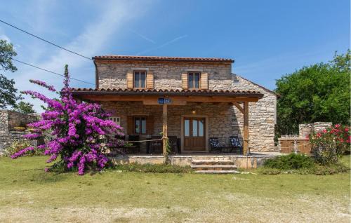 Cozy Home In Buje With House A Panoramic View in Buje