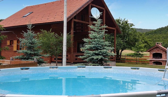 Cozy home in Buzim with sauna