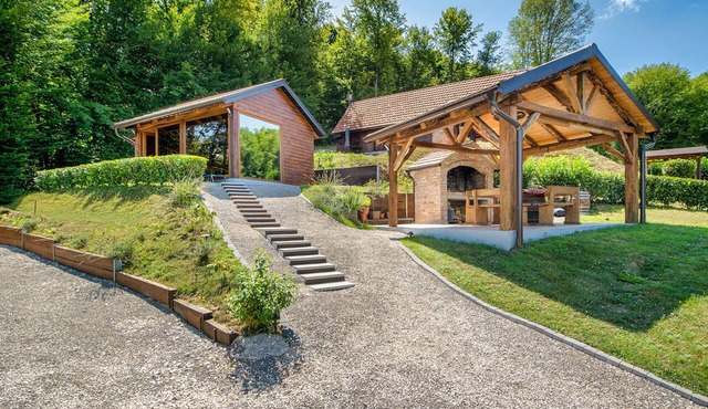 Cozy home in Karlovac with sauna