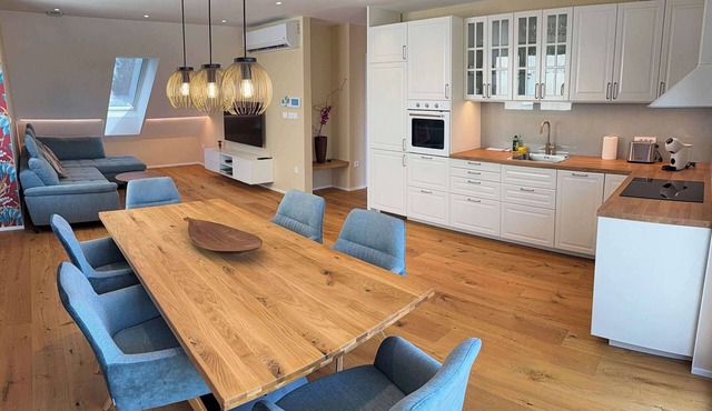 Crown Residence | Luxury 2BR in Ljubljana Downtown in Ljubljana