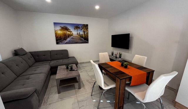 Delightful Cozy Riverside Apartment - One Bedroom Apartment with Terrace in Recica ob Savinji