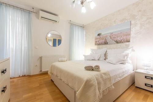 Downtown Apartment Silvana with Free Parking in Makarska