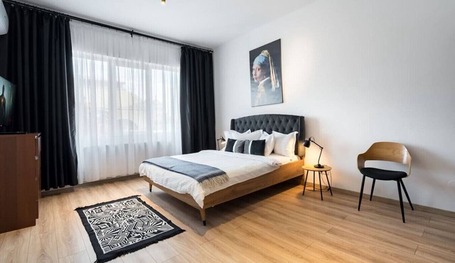 Esiko by MRG Apartments | Balcony | University Square | Old Town | City Centre in București