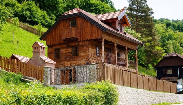 für 4 Personen und 1 Kind in Tuhelj, Nordkroatien by Interhome