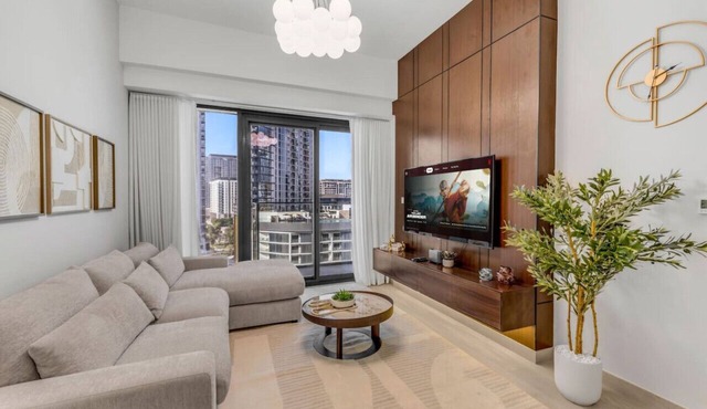 Family-Friendly 2BR Space in Dubai