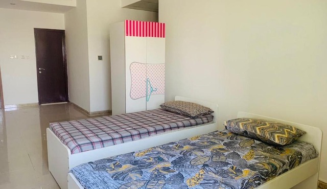 Female Bed space Sharjah in Sharjah