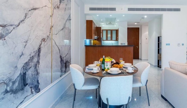 FIRST CLASS 1BR Luxurious DIFC Retreat in Dubai
