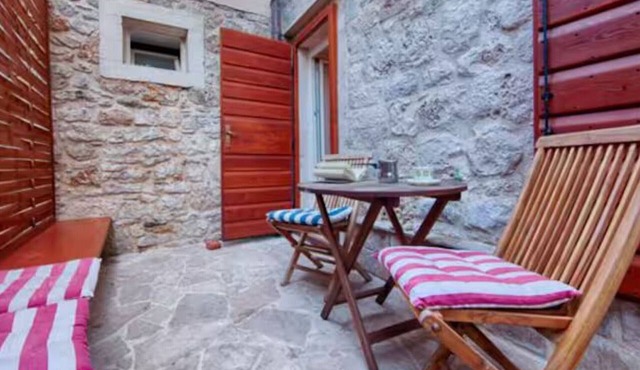 Four Bedroom House with Terrace