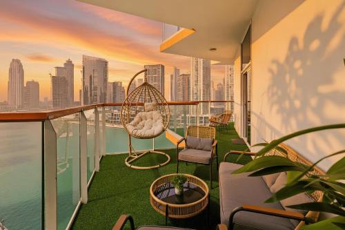 Gogoto5 Panoramic 2BR Waterfront Burj Khalifa View in Dubai