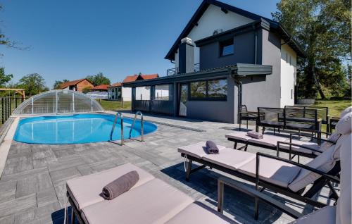 Gorgeous Home In Stubicke Toplice With Sauna in Stubicke Toplice