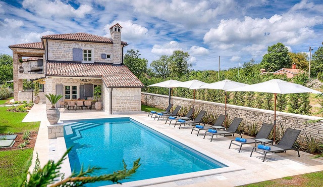 Gorgeous home in Kanfanar