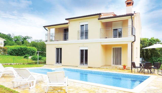 Gorgeous home in Labin in Labin