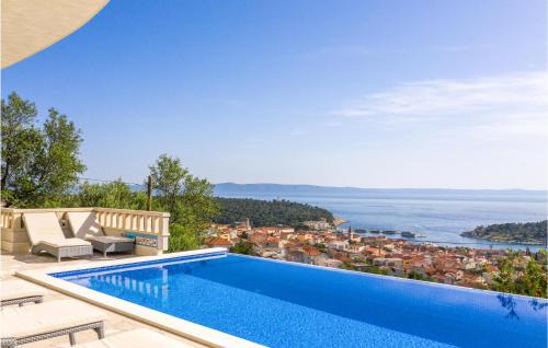 Gorgeous Home In Makarska