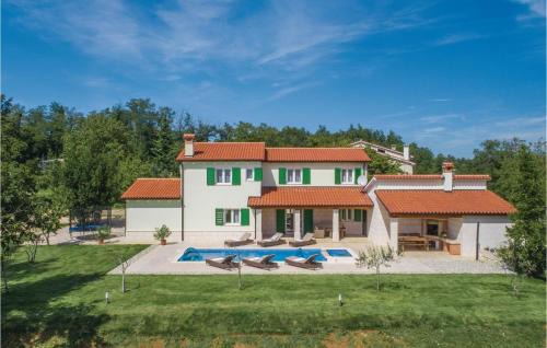 Gorgeous Home In Pican in Pićan