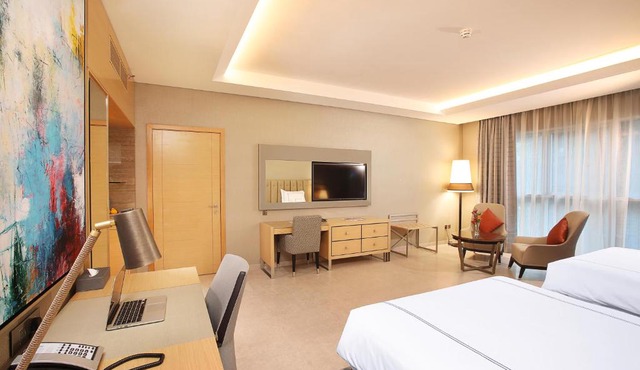 Grand Cosmopolitan Hotel in Dubai